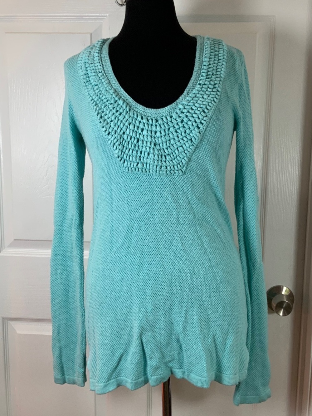 Lilly Pulitzer Athena Blue Crochet Knit Long Sleeve Tunic Sweater Size Medium